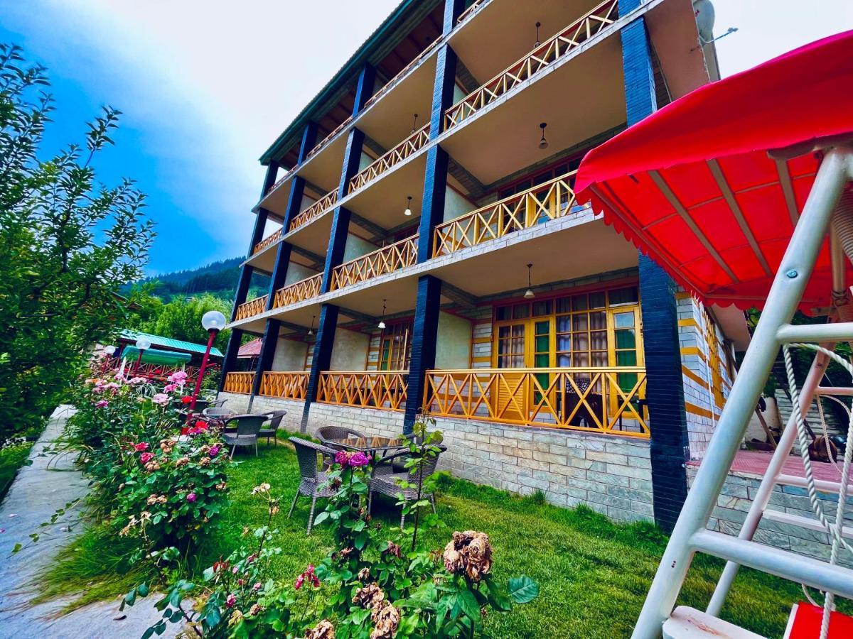 Naina Spring Resort, Manali - Away From City Hustle Kültér fotó